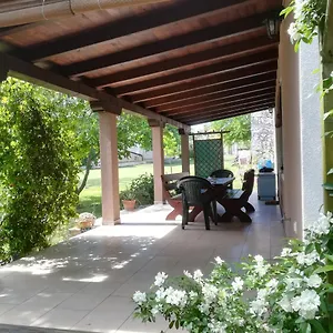 https://almond-dependance.in-istria.net
