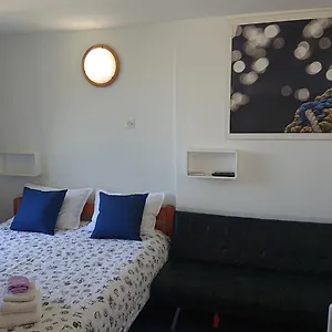 https://apartmani-antonieta.primorje-gorskikotar.com